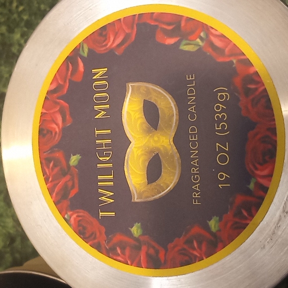 Maker's Halloween Candle 2 Wick Lot NEW - Picture 4 of 7